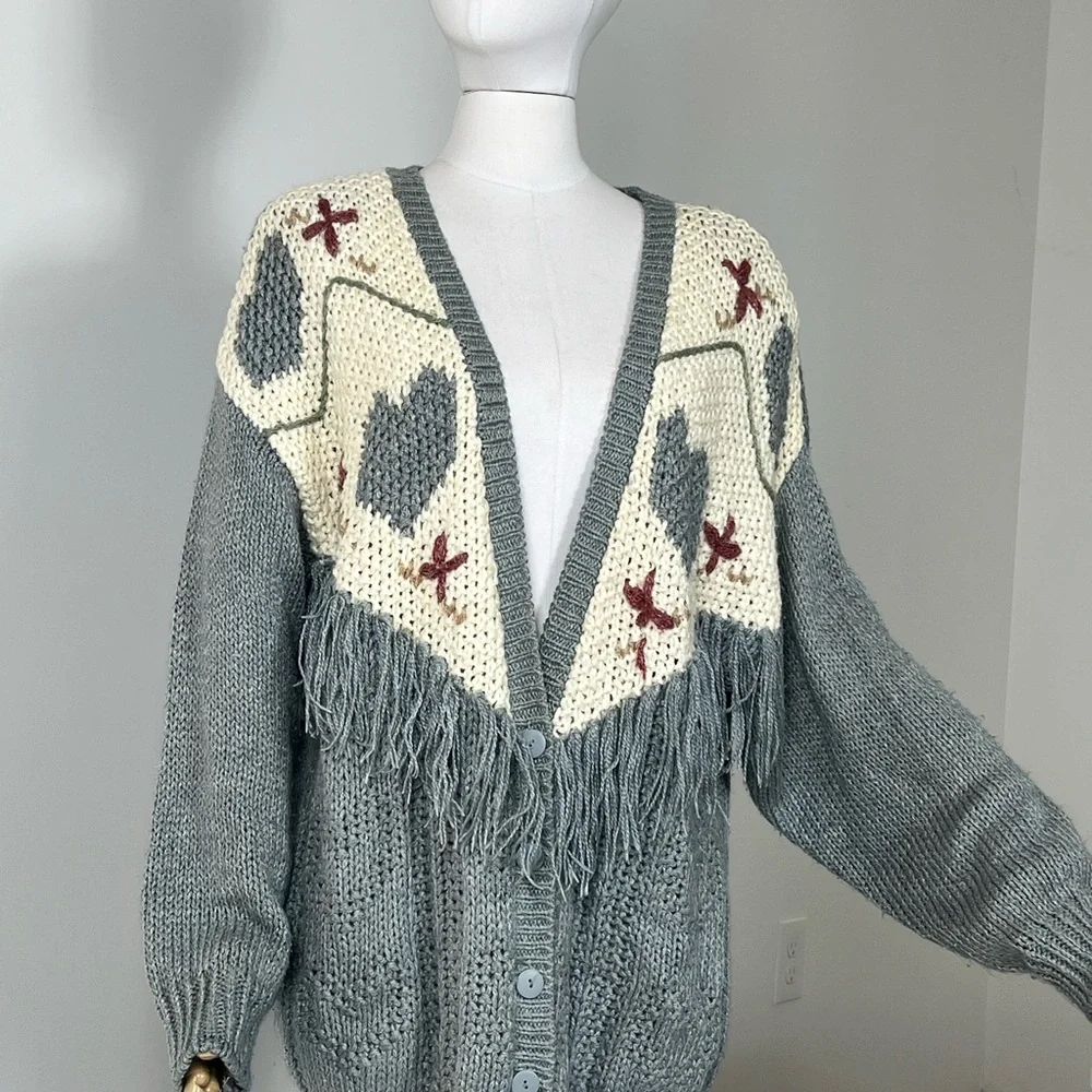 Vintage Gray and Cream Women's Cardigan‎ Sweater with Fringe Size 20W - Picture 2 of 7